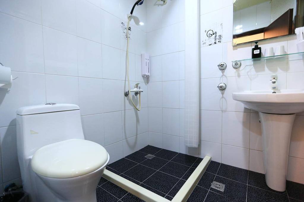 Penginapan Mei Lodge